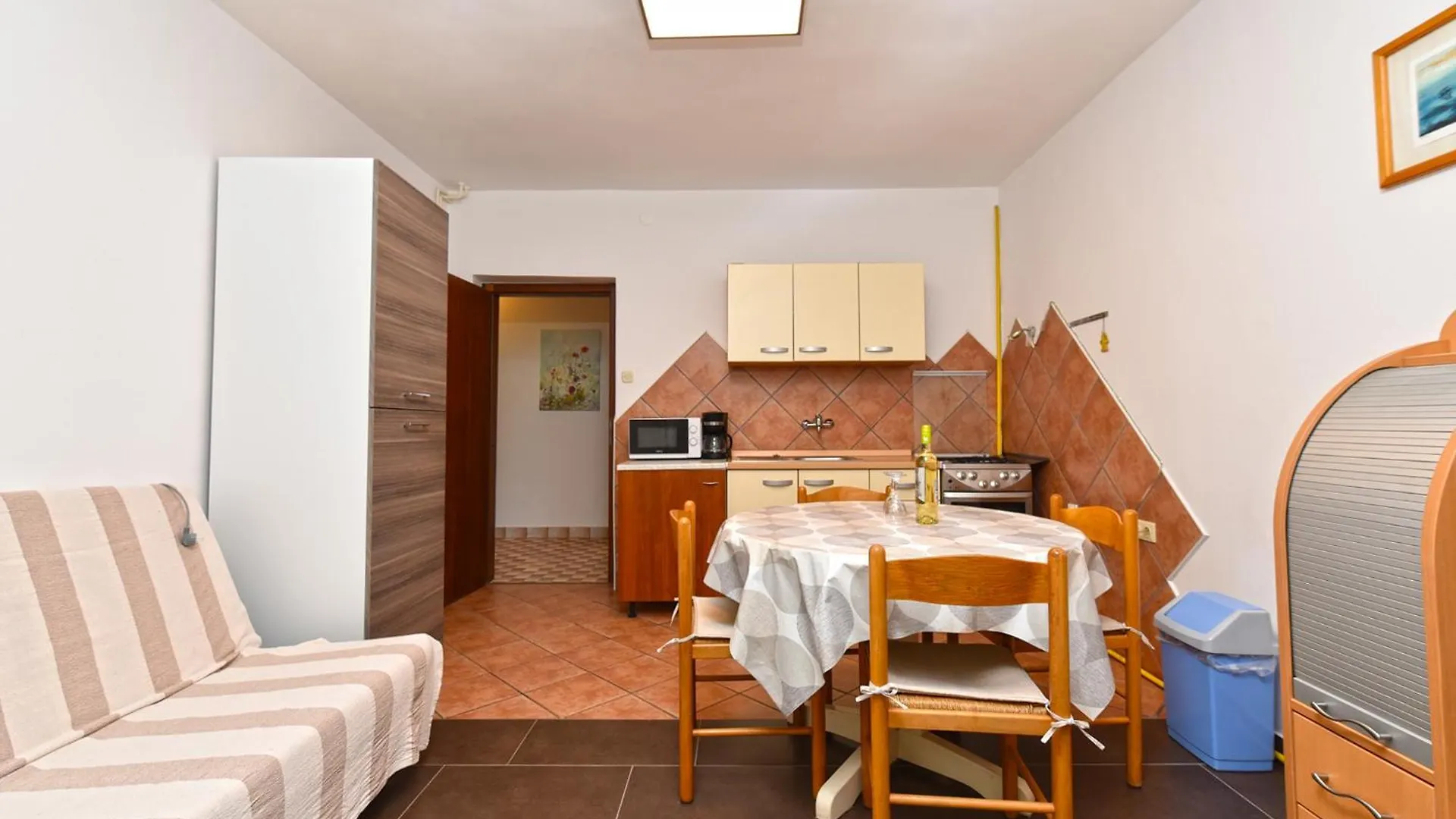 Apartments Dragica 929 파자나