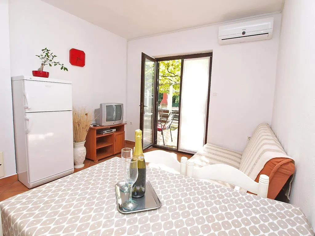 Apartments Dragica 929 Fazana