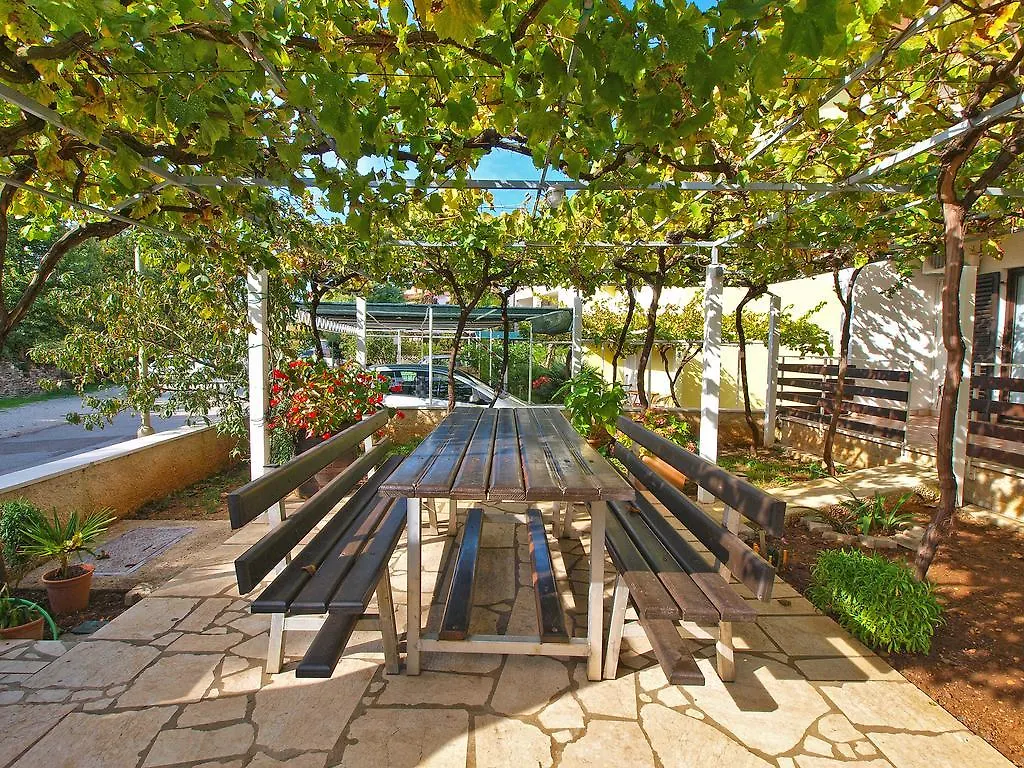 Apartments Dragica 929 Fazana
