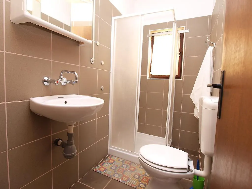 Apartments Dragica 929 Fazana Croatia