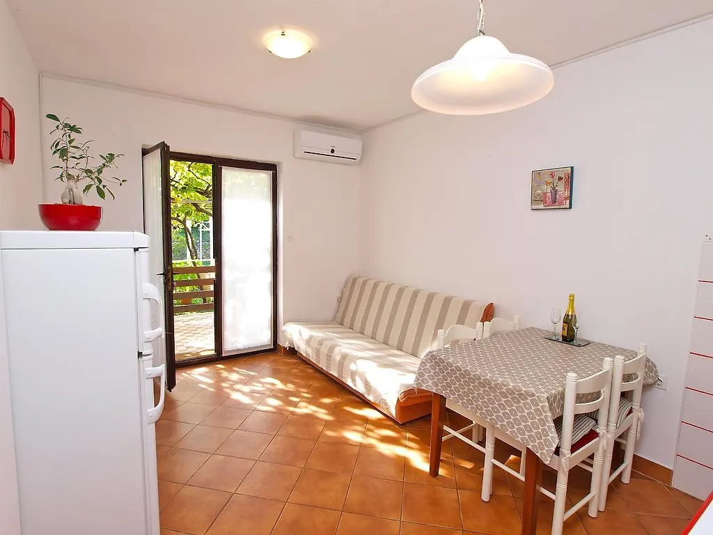 Apartments Dragica 929 Fazana