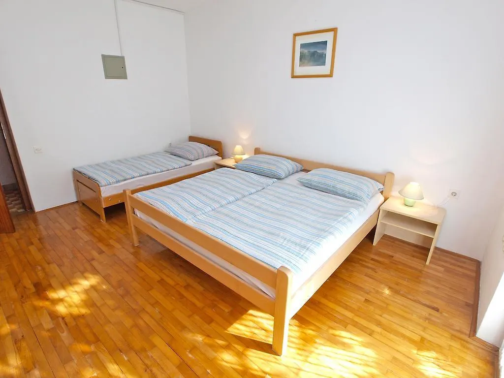 Apartments Dragica 929 Fazana
