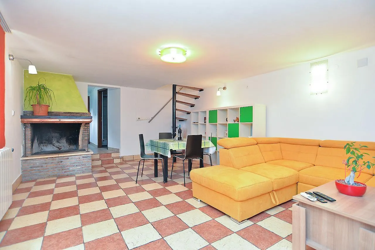 Apartments Dragica 929 Fazana